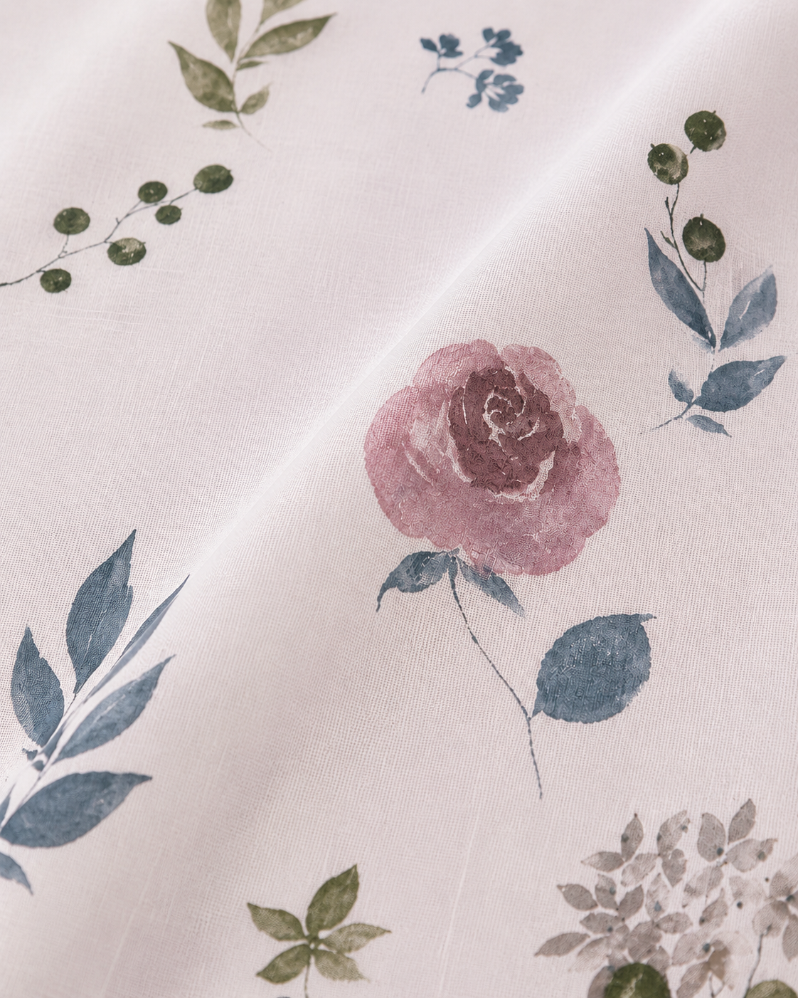 Roselle Garden – Rose